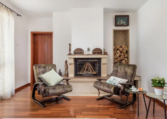 Rozica Villa *
