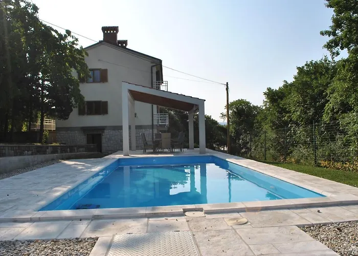 Rozica Villa *
